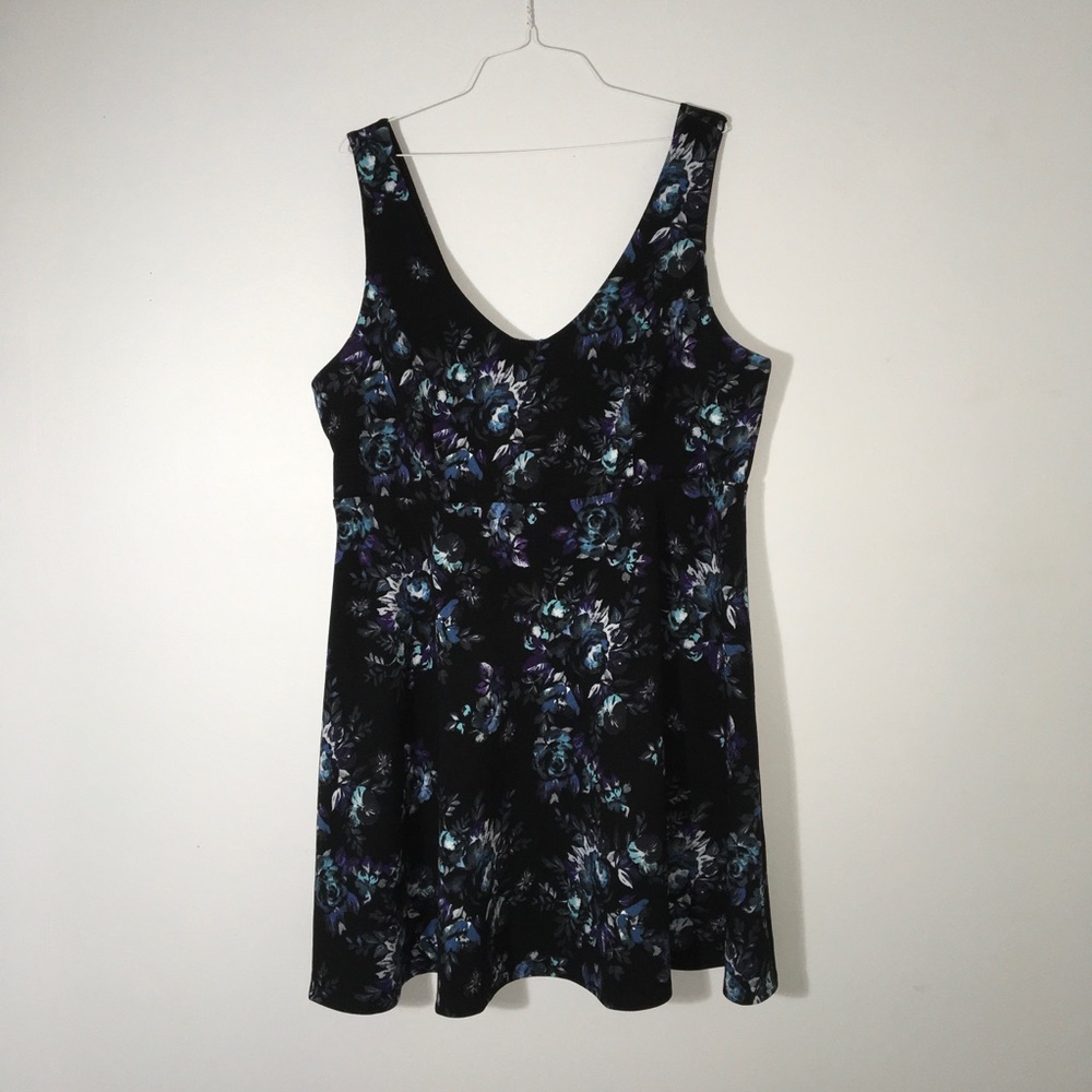 Plus size dress